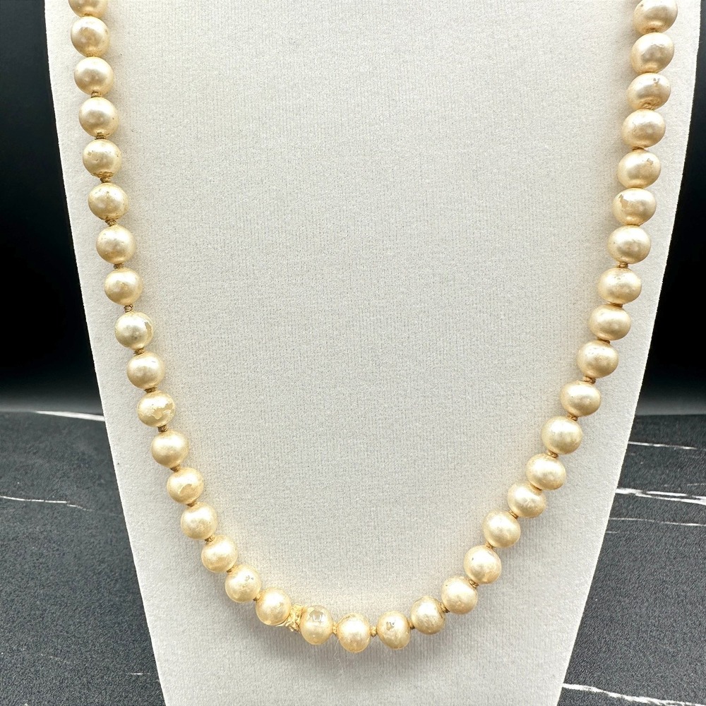 Vintage Faux Pearl Choker Necklace Single Strand Knotted Graduated Cream Classic